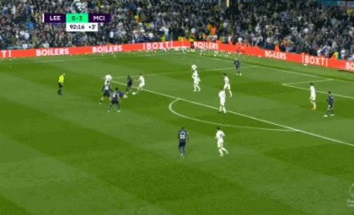 曼联签新中场恐突破1亿转会费大关！曝巨头考察左闸，被誉为德国坎塞洛