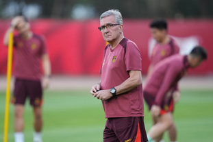 拜仁3-1惨败阿森纳，五档次差距彻底暴露，豪门实力天壤之别！