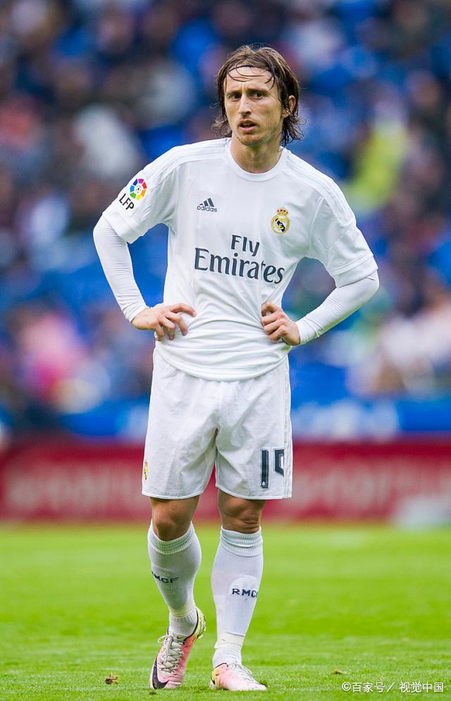 国王杯十六强抽签悬念重重！巴萨皇马将与草根球队上演圣诞大战