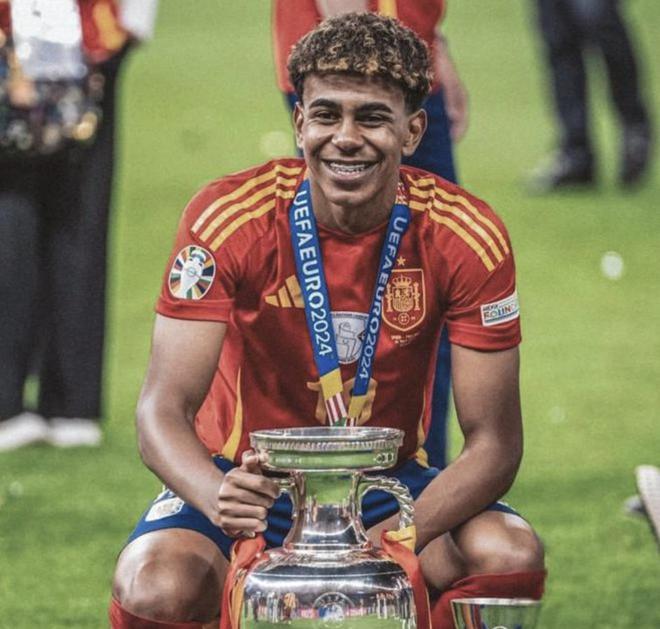 球星生日夜梅开二度，收获双喜